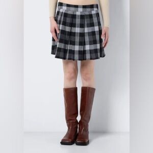 Noisy May Plaid Black and Gray Women's Pleated Skirt